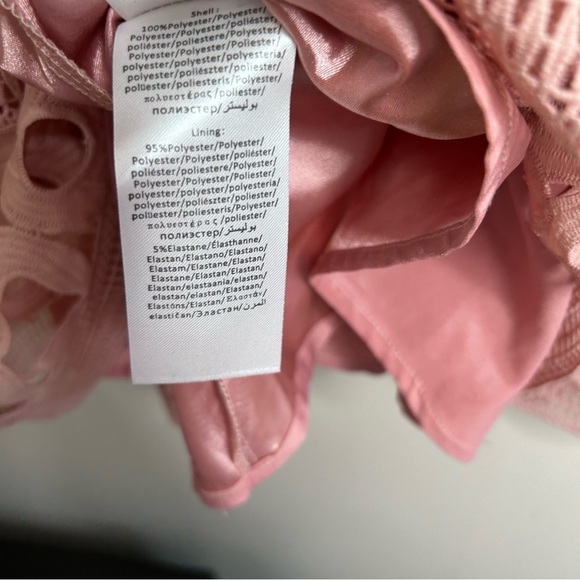 Chi Chi London Pink Lace Mini Dress Size US 2 - Picture 9 of 10